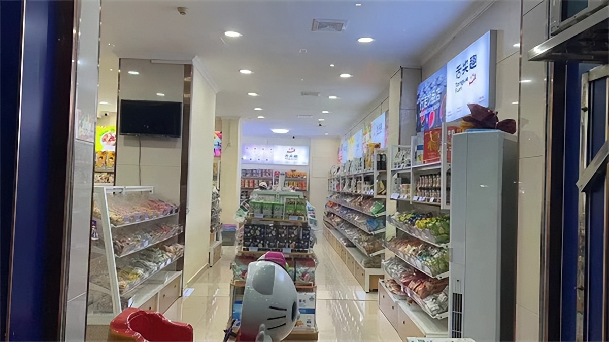 舌尖趣零食量贩连锁加盟,舌尖趣加盟店怎么样