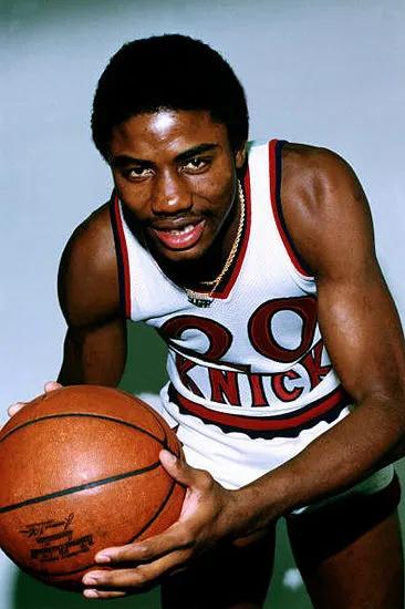 nba球衣进化史,nba21-22尼克斯球衣