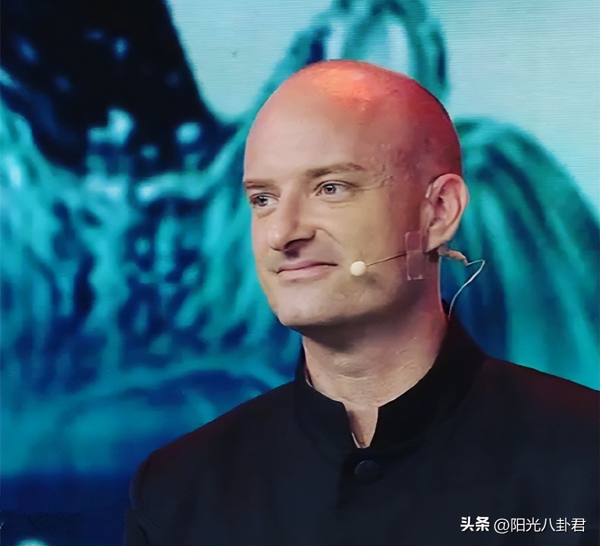 五位在华发展的美国男星,说各地方言娶中国妻子,父母以他们为荣