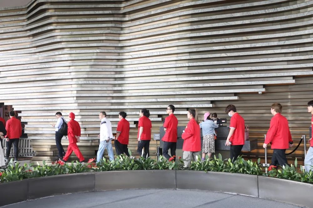 上海佘山世茂深坑洲际酒店的机遇,佘山洲际世茂深坑酒店附近景点