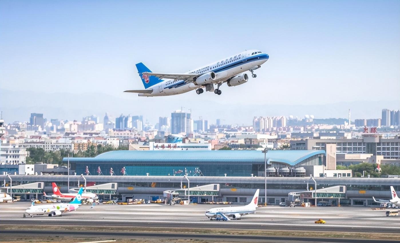 青岛航空空姐面试全过程,空乘面试排队青岛