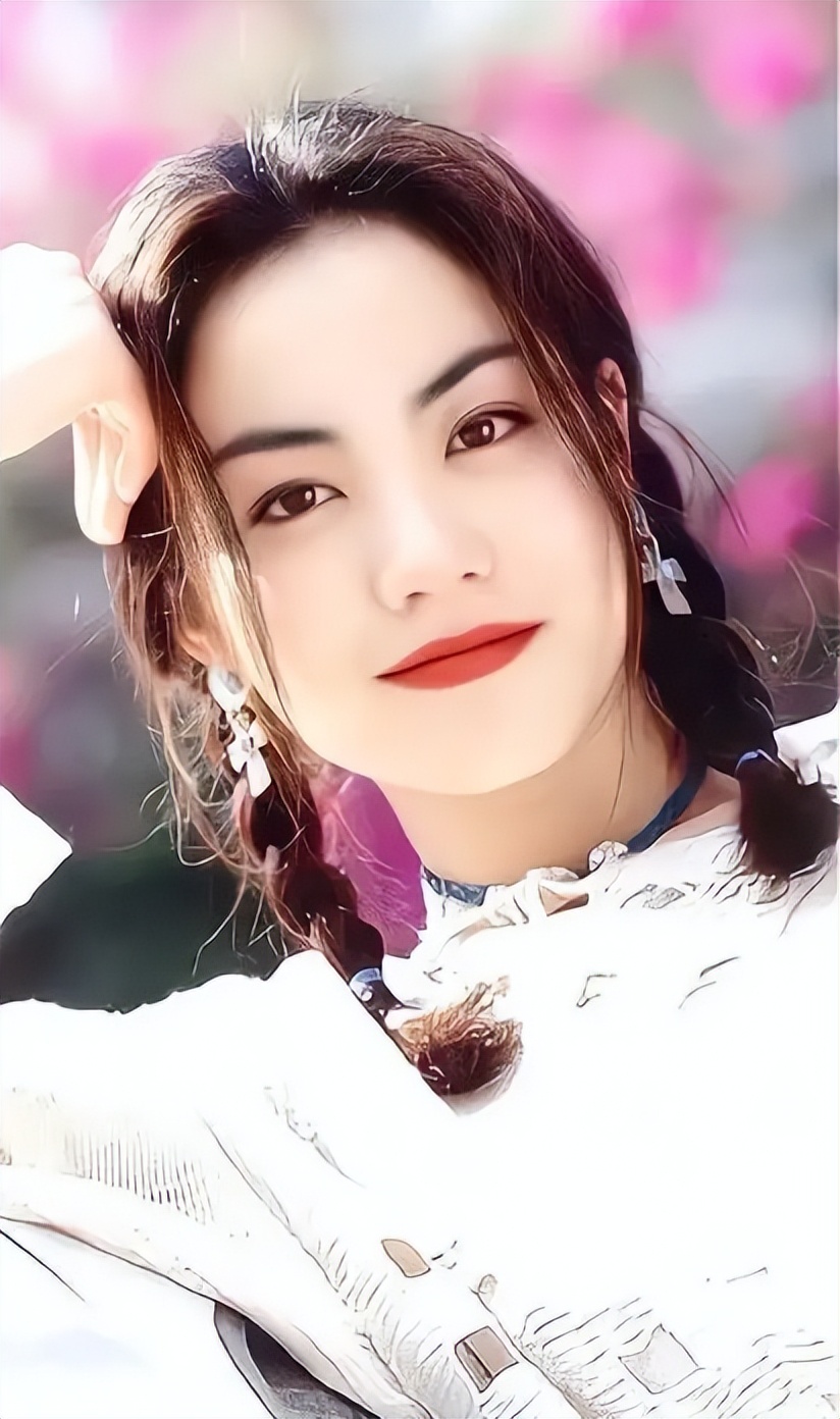 王菲几岁跟谢霆锋谈恋爱,王菲和谢霆锋之间坎坷的恋爱