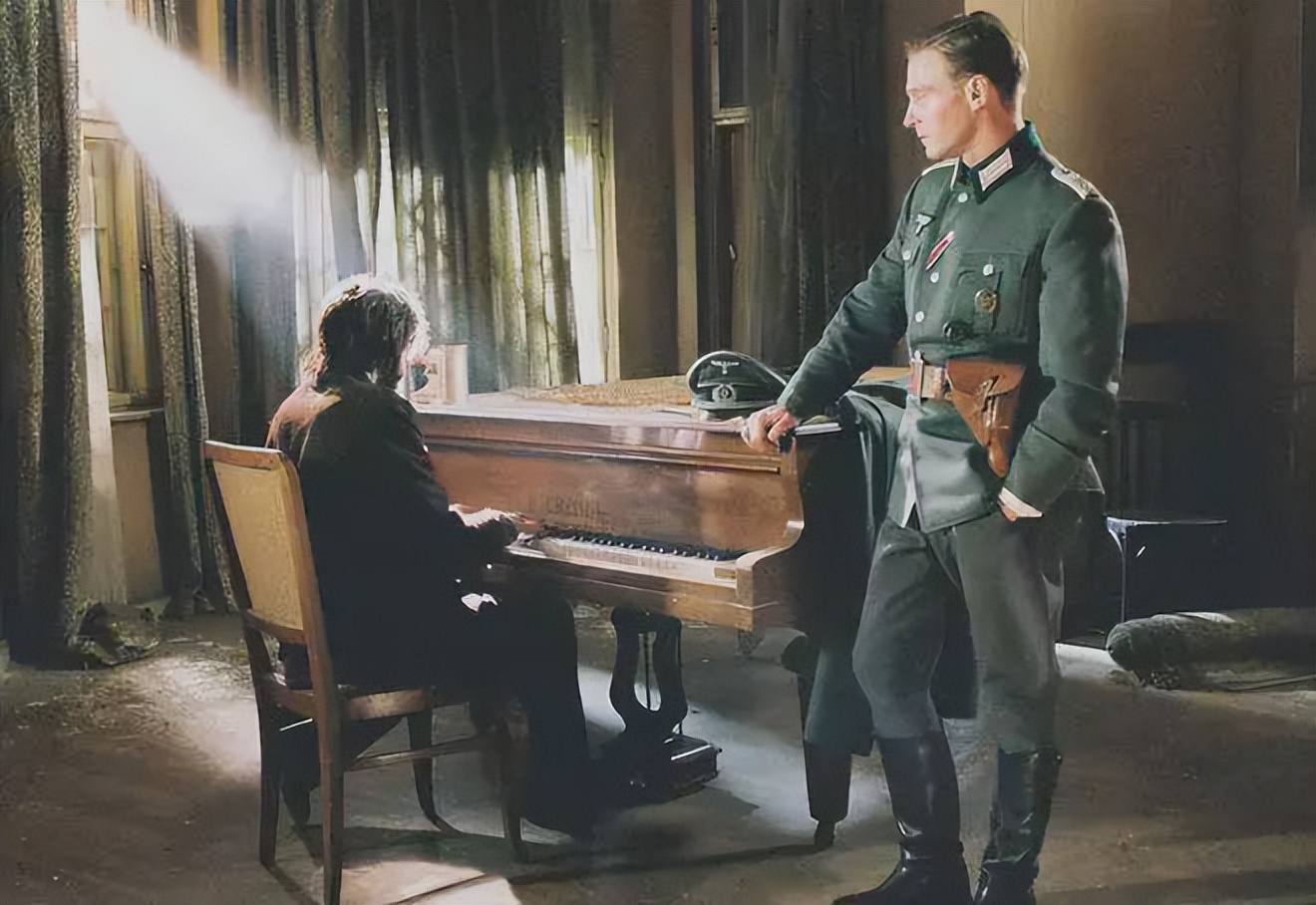 世界大战最震撼的电影排名,公认最好看的三部世界大战电影