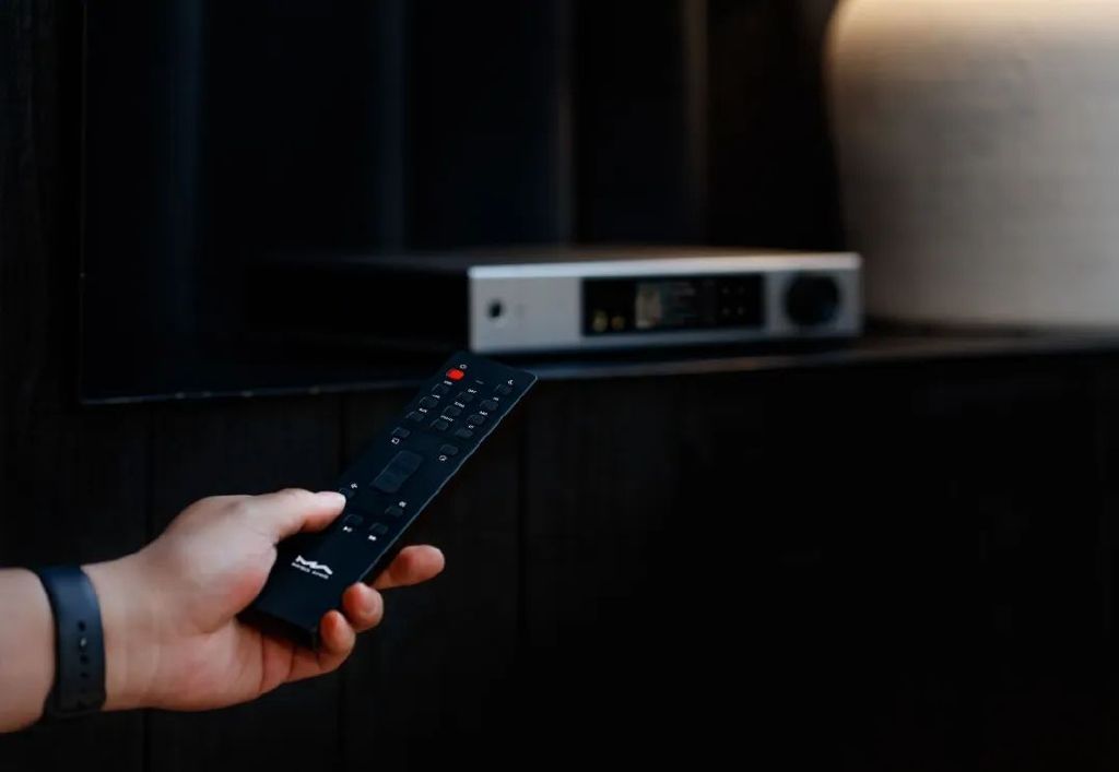 凭实*霸力**屏！矩声elementX2占据美国网媒headphone.guru首页