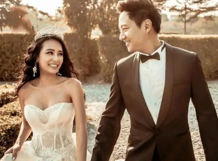 台湾艺人背假包上节目,台湾女明星假包