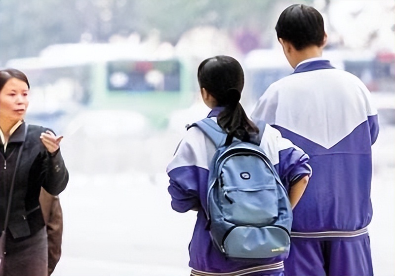 女儿搞对象了父母应该怎么做,女儿搞对象应该怎么劝