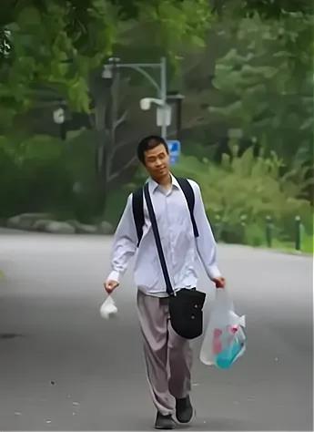 佩雷尔曼是数学第一人吗,佩雷尔曼vs韦东奕