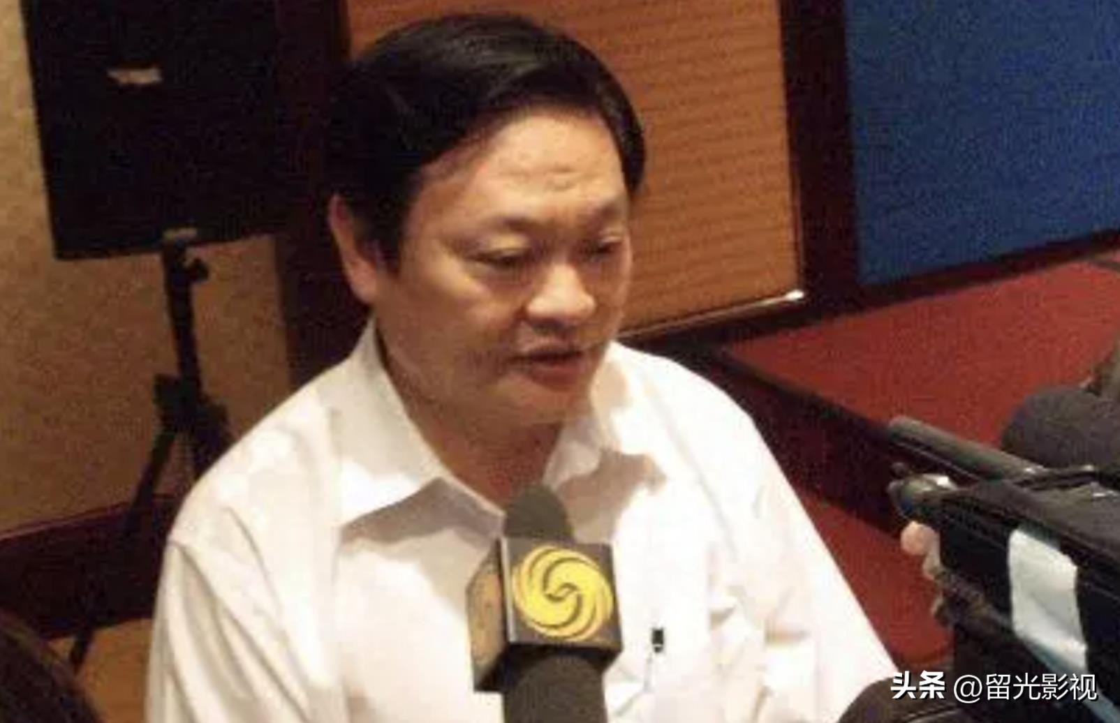 他曾出任山西省长,因“黑砖窑”事件引咎辞职,此后仕途停滞