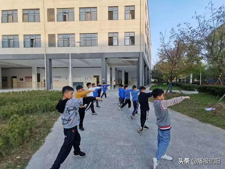 飞扬堇色年华，共筑美好青春息县第十一小学南校区社团活动