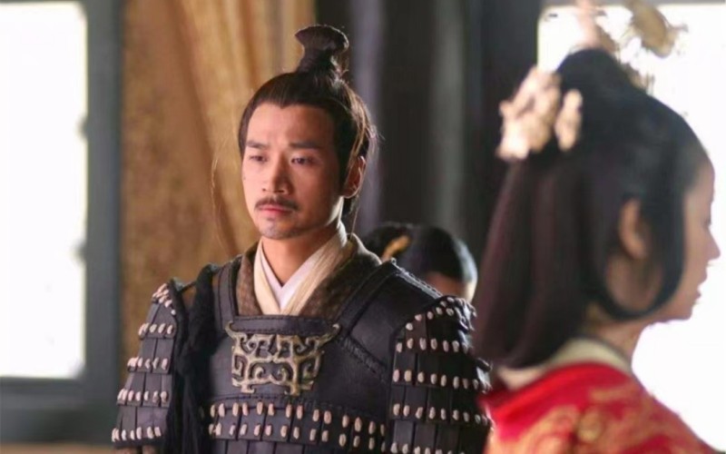 历史上皇帝请大臣吃饭,皇帝让大臣吃饭却不给筷子