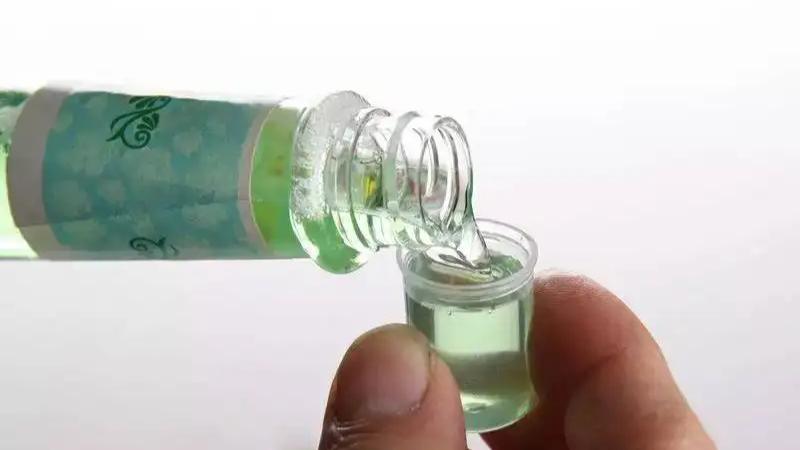 被蚊虫叮咬会痒怎样解决,为什么被蚊虫咬了会痒好几天