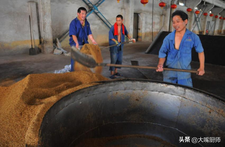 河南酒桌“怪象”：正式酒宴上，不喝杜康，这事是真的吗？