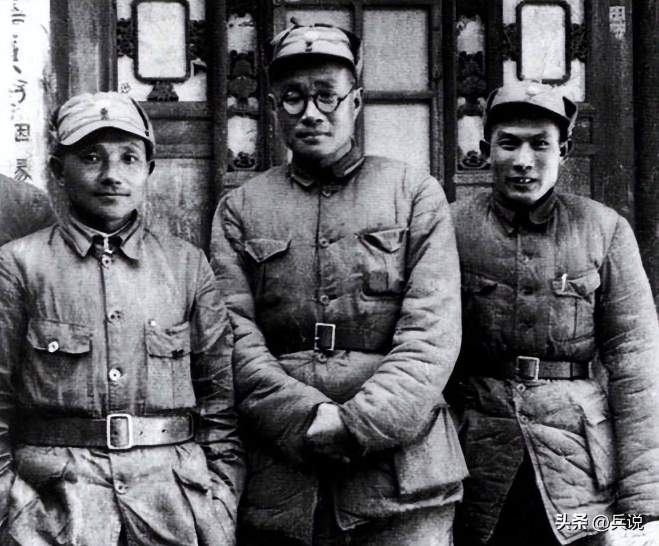 蒋氏企图扒黄河水淹刘邓，2名“掏粪工”秘密潜入敌营