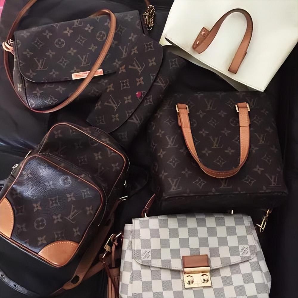 女性一定要买个奢侈品包包吗,为什么女生要有一个奢侈品包包