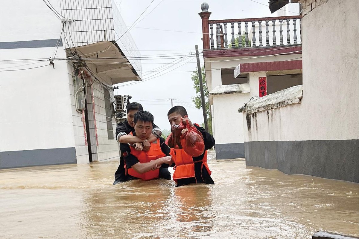 中国警察的深度解析,当今的中国警察给我们的印象