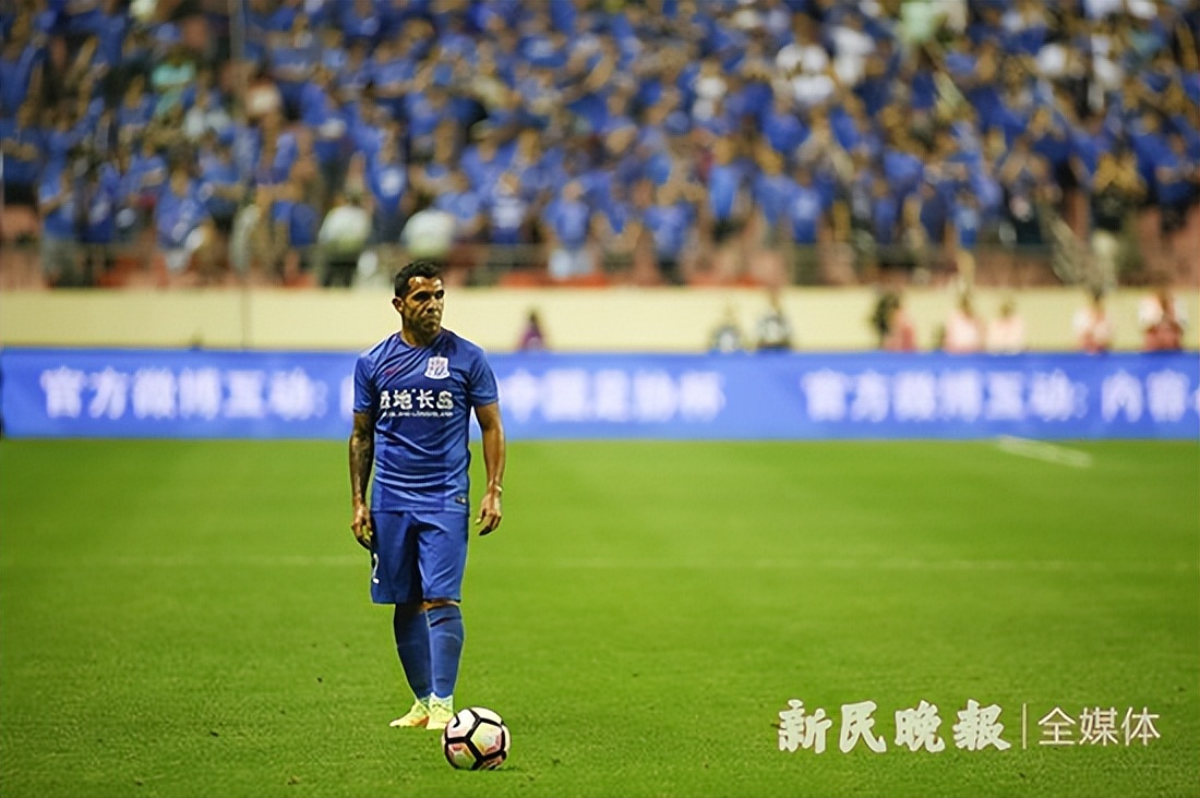 申花旧将特维斯宣布退役：我踢了很长时间，也浪费了很长时间