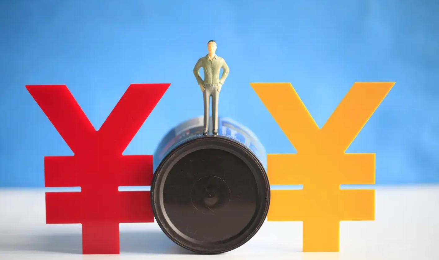 3800底薪好还是6000月薪好,底薪3000和保底4000哪种更合适