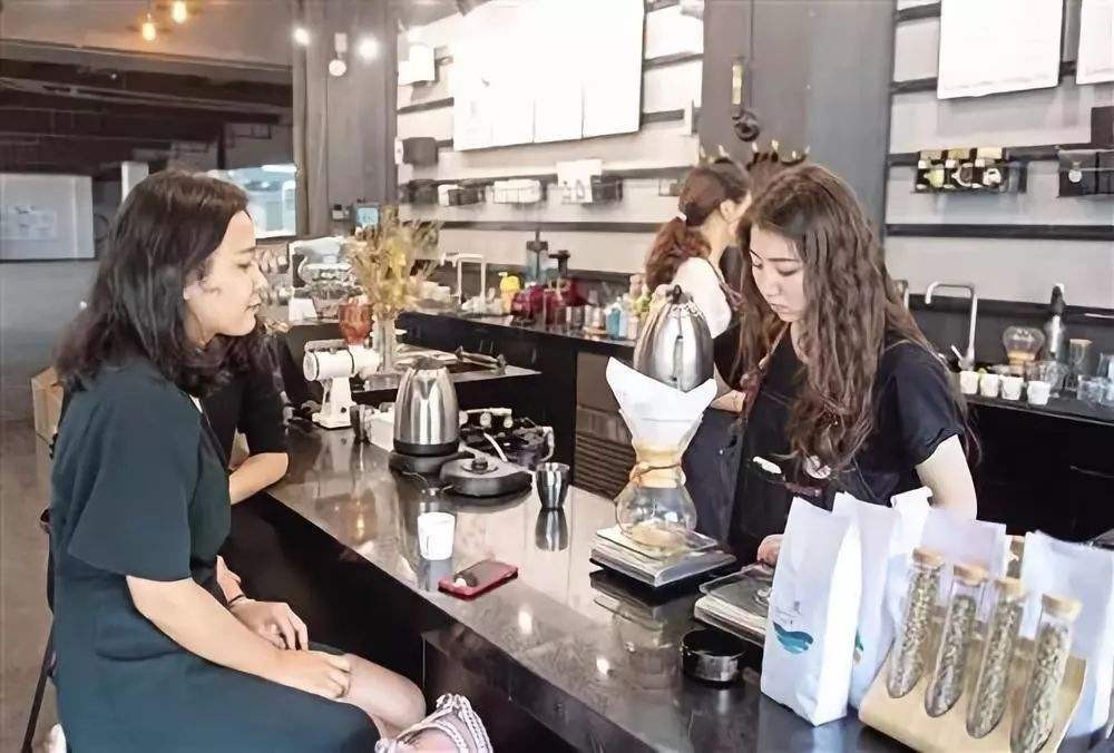 星巴克不再对外开放厕所,为什么说星巴克是公共厕所