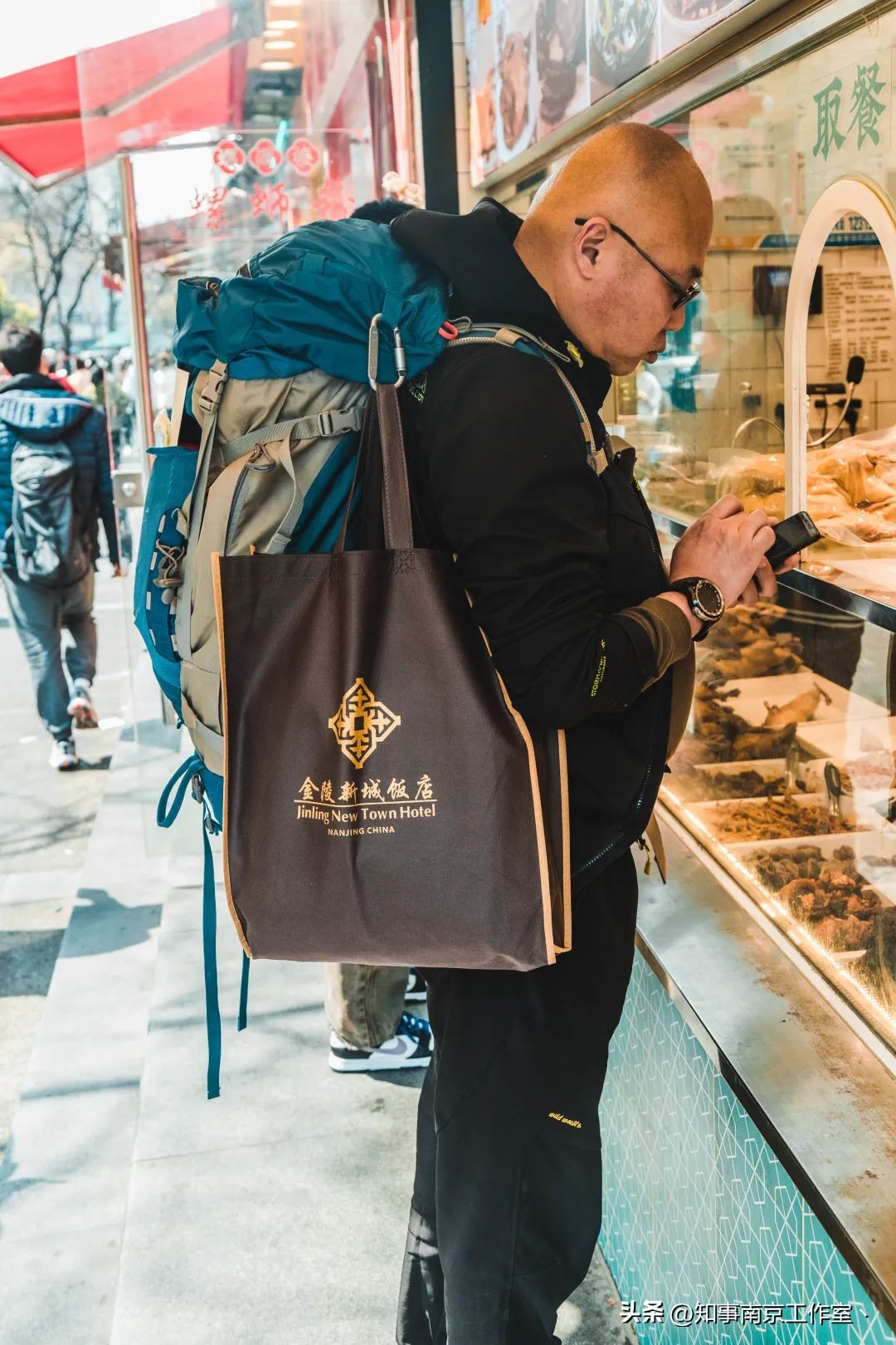 在南京来科巷就三件事：排队、排队、排队！