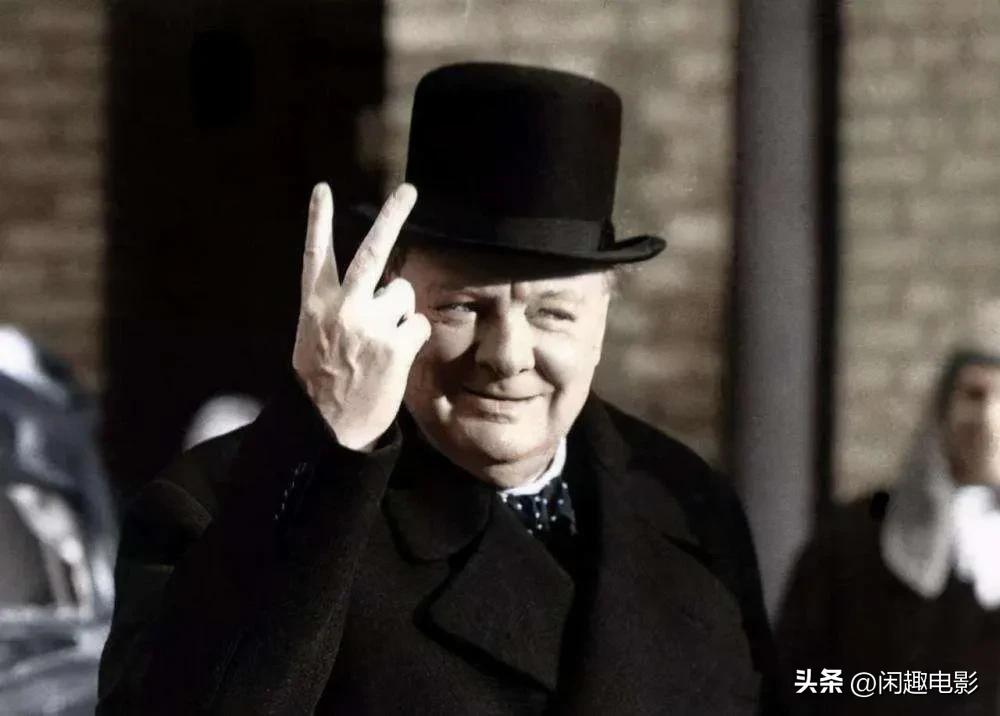 英国首相丘吉尔与乔治六世,丘吉尔临危受命直面乔治六世