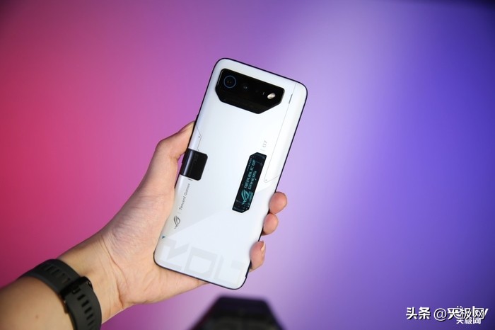 rog游戏手机7和7pro有什么区别,rog7pro游戏手机测评