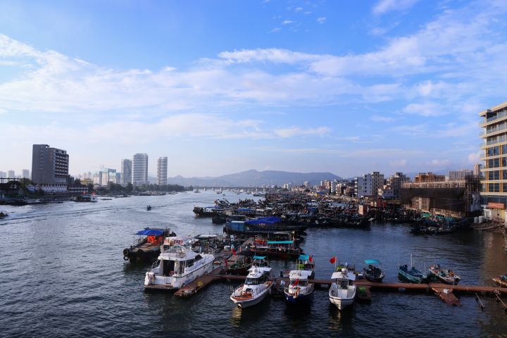 哪几种三脚架不好用,三脚架独脚架如何选择