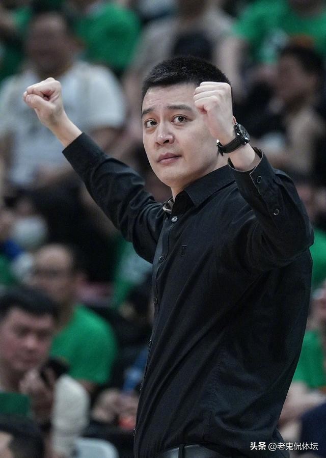 杨鸣接手辽篮后的变化,辽篮小将有望成长吗