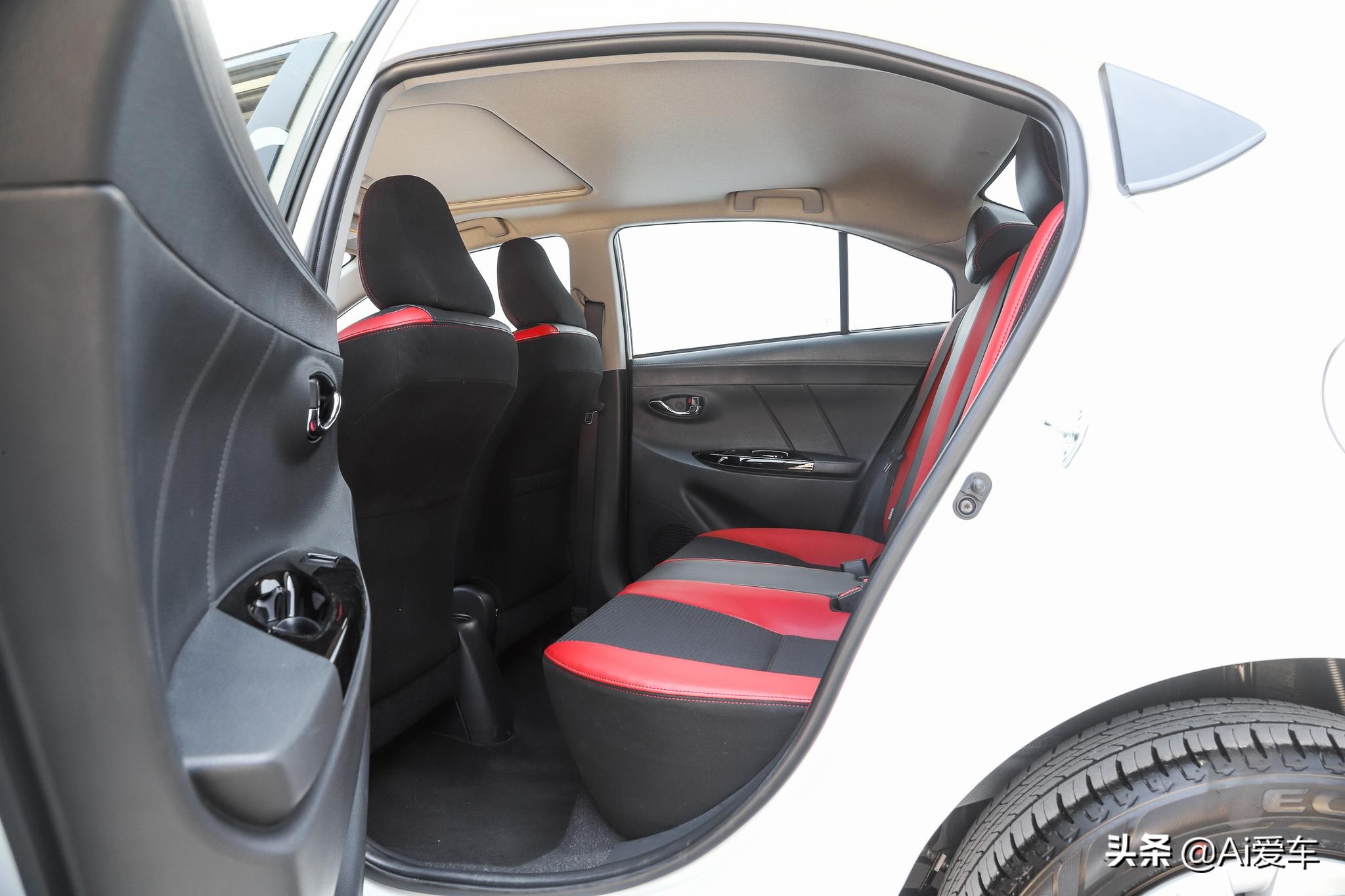 丰田最便宜的混动小型车,丰田全部车型及价格表威驰