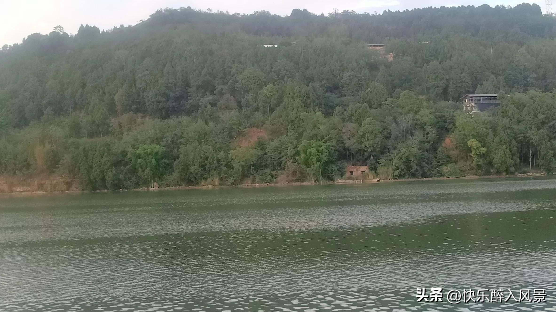 微头条怎么突破原有素材,如何找微头条热门素材