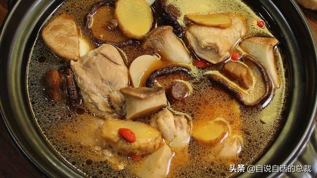 龙虾青龙和花龙区别,龙虾也是生物为什么我们要吃它