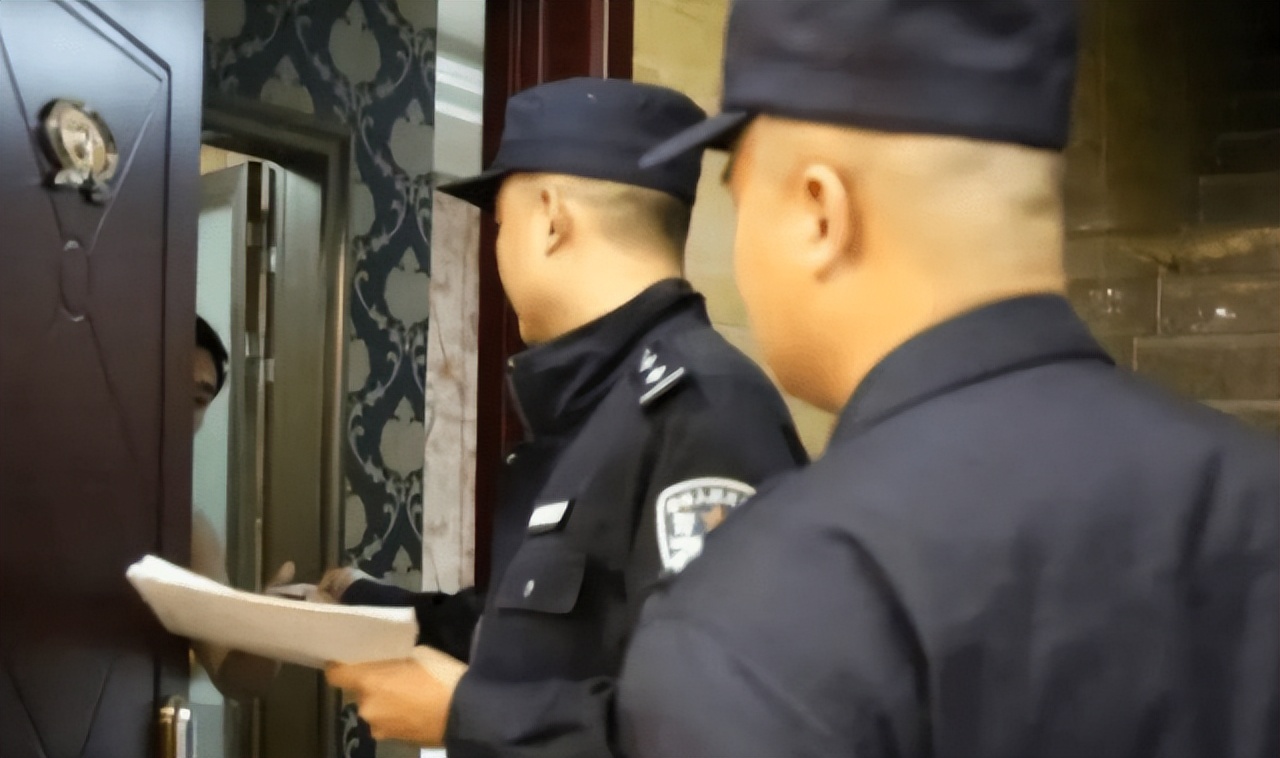 酒店可以用电子身份证登记入住吗,入住酒店登记一个人身份证可以吗