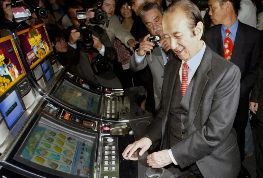 澳门赌牌竞投结果出炉,还好霍家出手了,不然何家差点丢掉赌牌