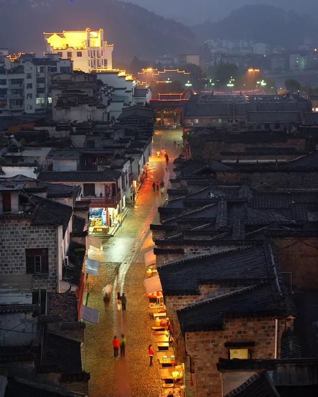 避暑打满分！七八月推荐13个人少景美的宝藏小城！逃离蒸炉