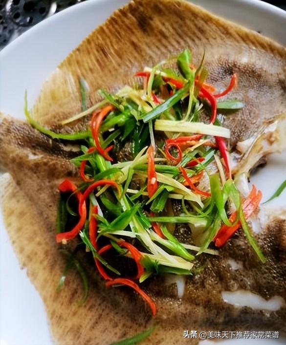 清蒸多宝鱼的做法第一美食,清蒸多宝鱼做法请大家参考