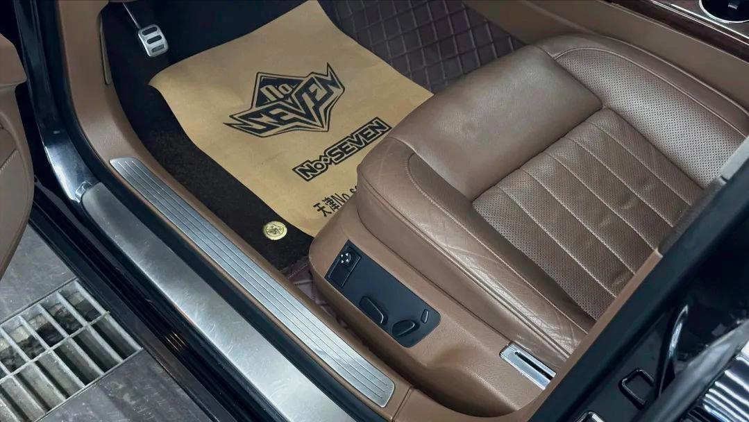 大众100万左右的车辉腾,重庆二手辉腾全面翻新修复