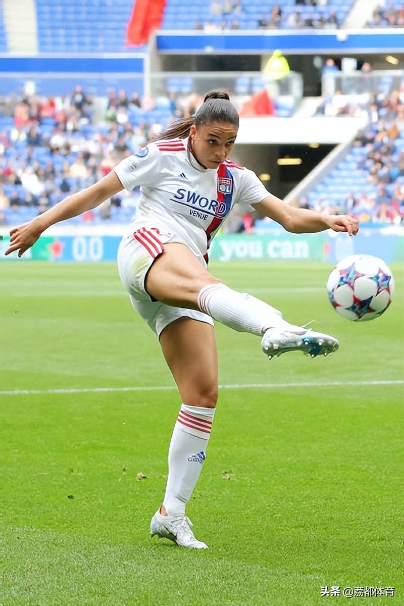 最美足球女运动员,世界十大美女足球运动员