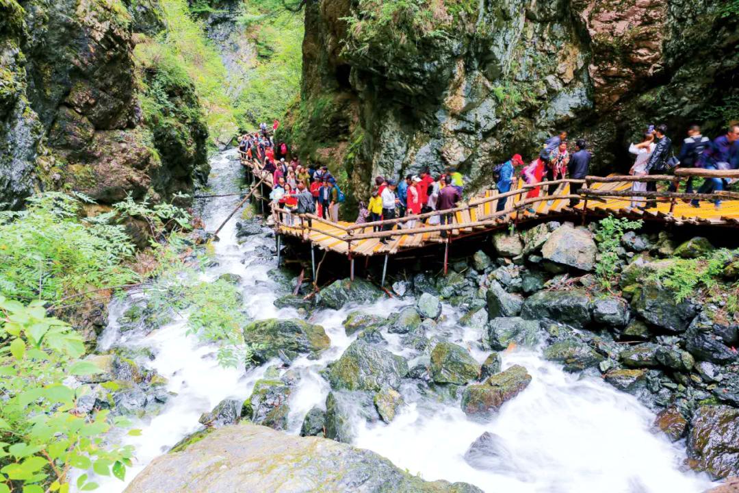 速收！兰州出发，临夏太子山旅游大通道及3-5日大环线自驾游攻略！