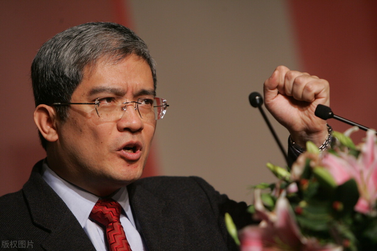 郎咸平拿回空姐房子了吗,郎咸平空姐赔偿900万事件