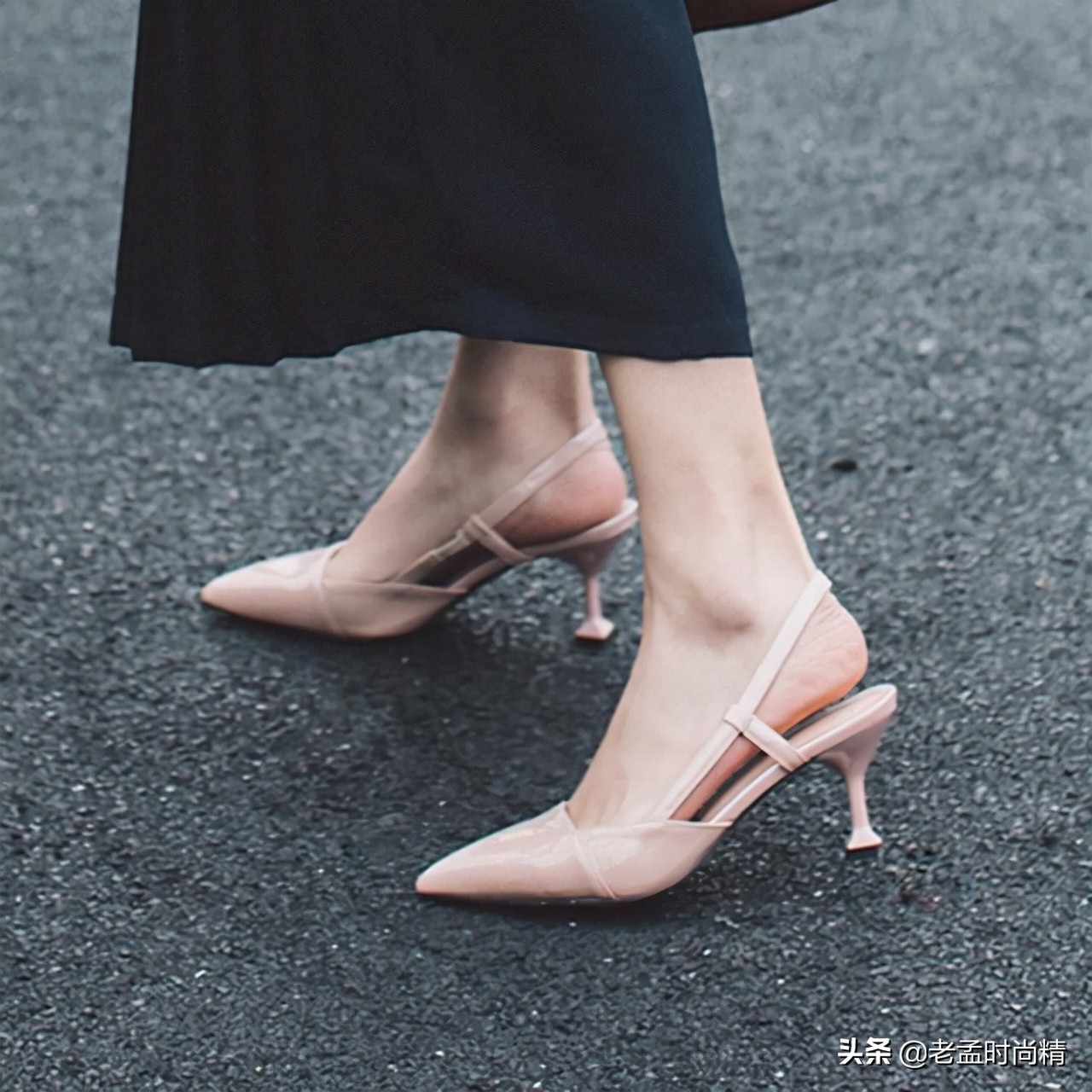 猫跟鞋减龄,猫跟鞋穿出女人的气质