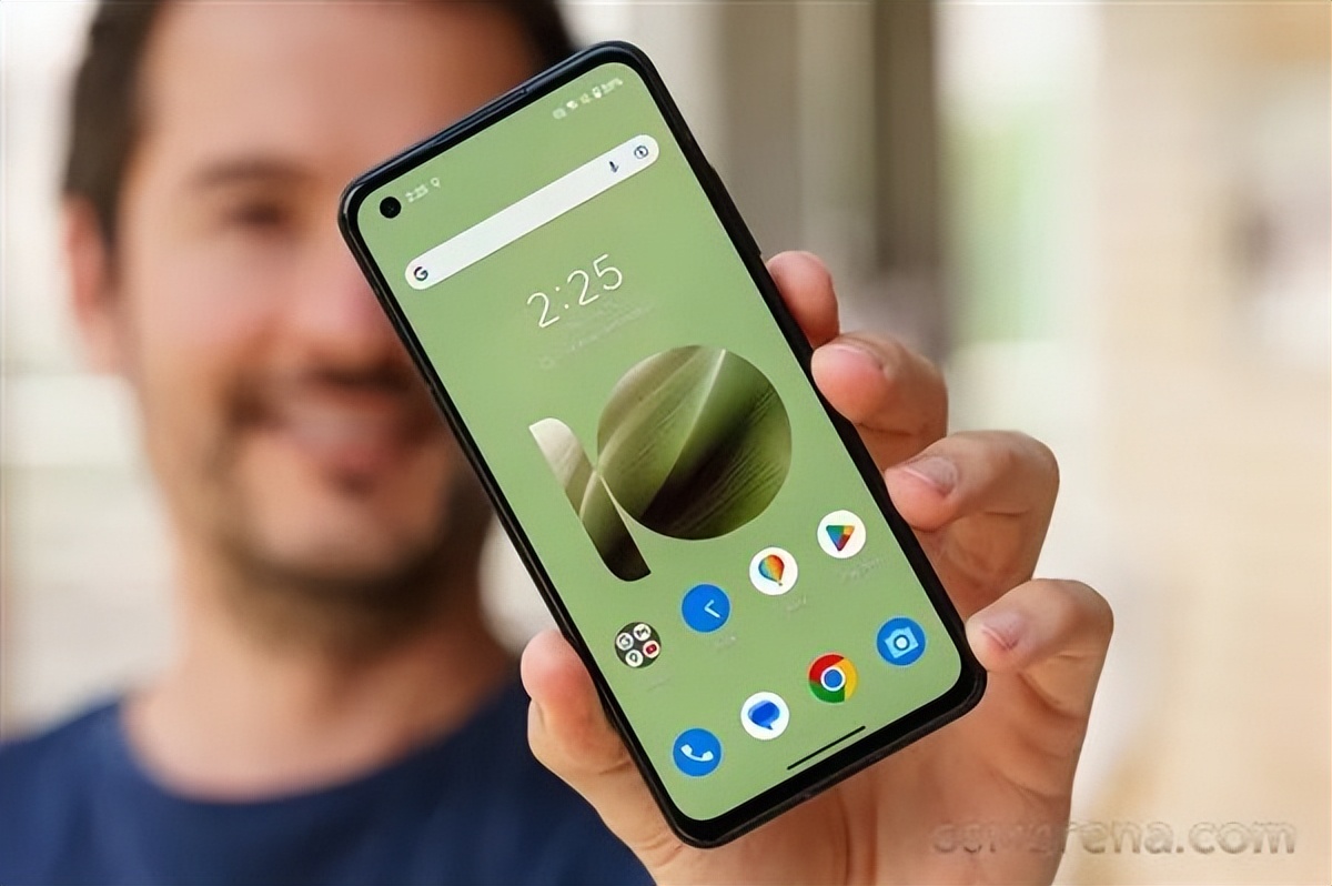 华硕类似于平板的手机,华硕和索尼哪个手机系统难用