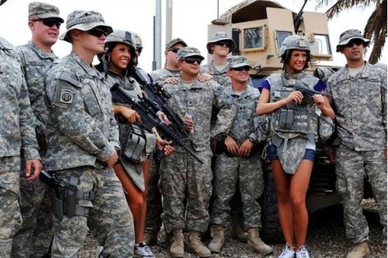 美国女兵惨死军营,“所有同事都性侵我”,官方称其自杀