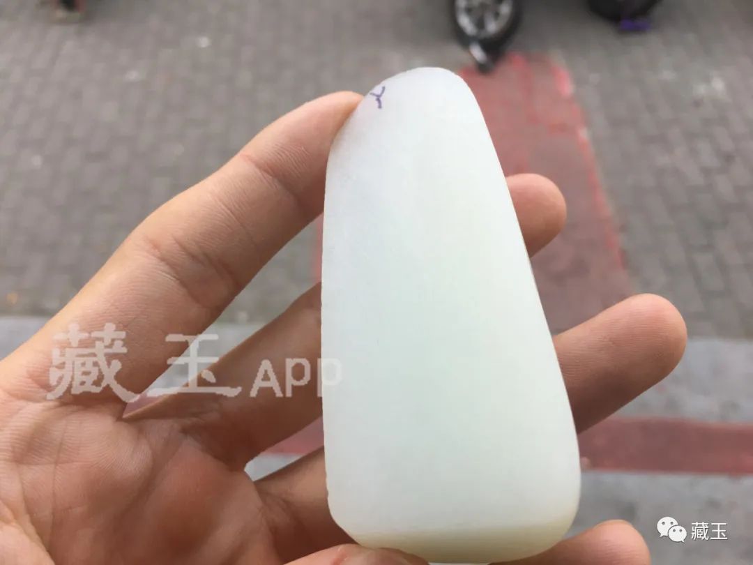 花30万买石头,花30万买个石头