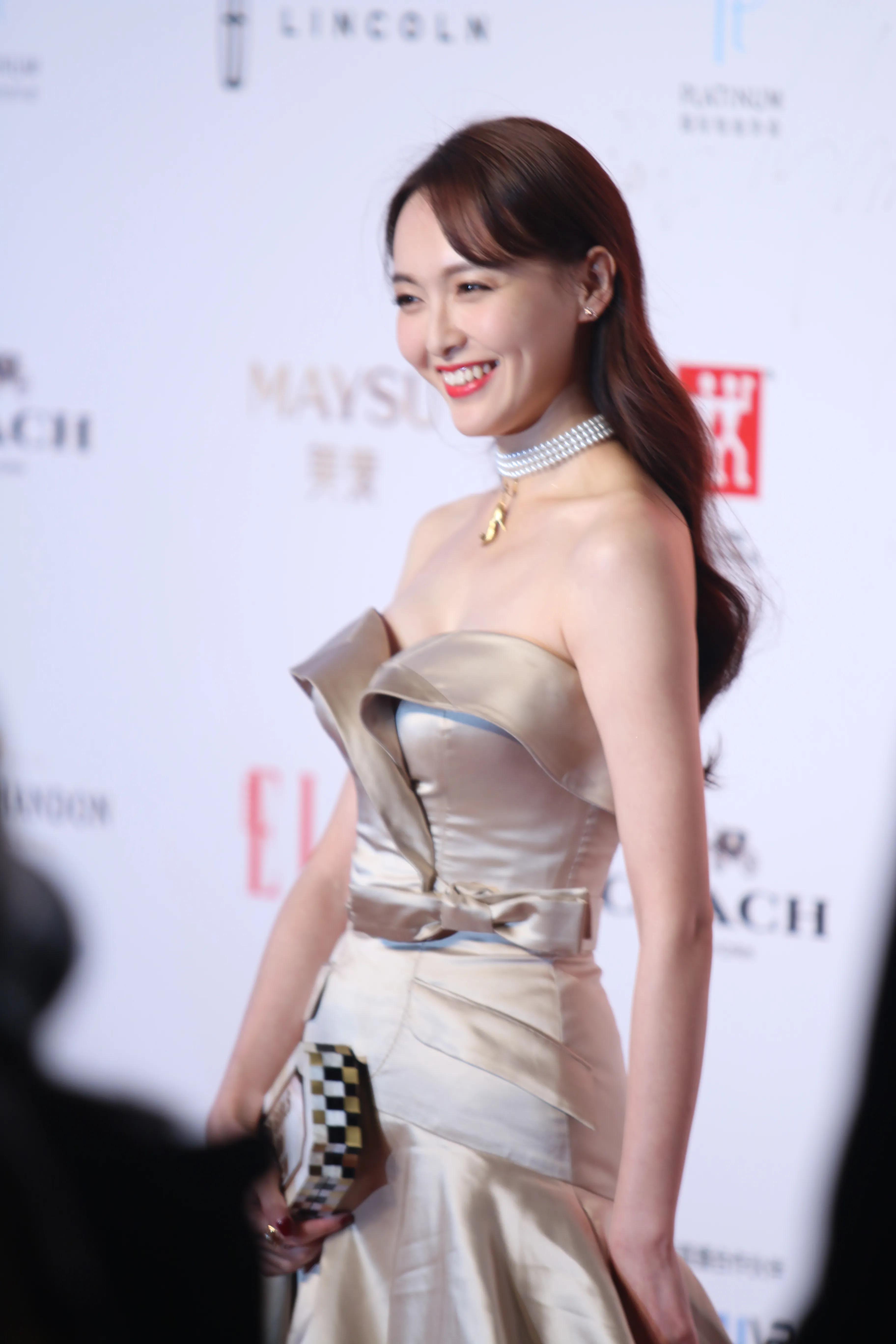 杨颖angelababy唐嫣,唐嫣和angelababy