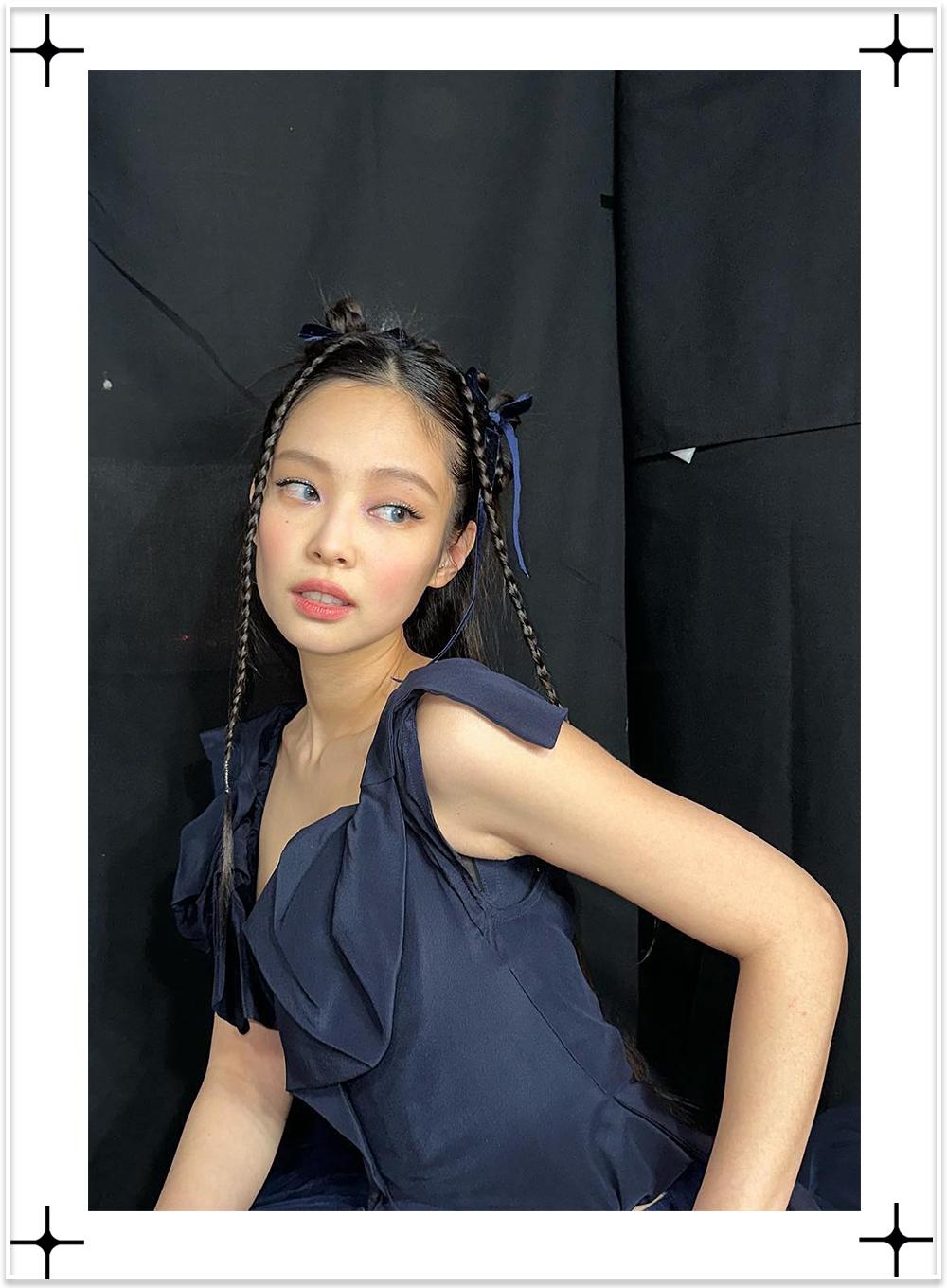 jennie最新编发,jennie同款彩带编发教程