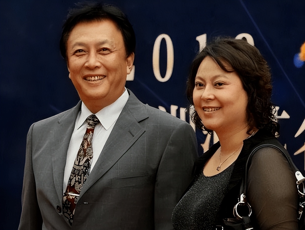 名和利在中国的地位,名与利功与过