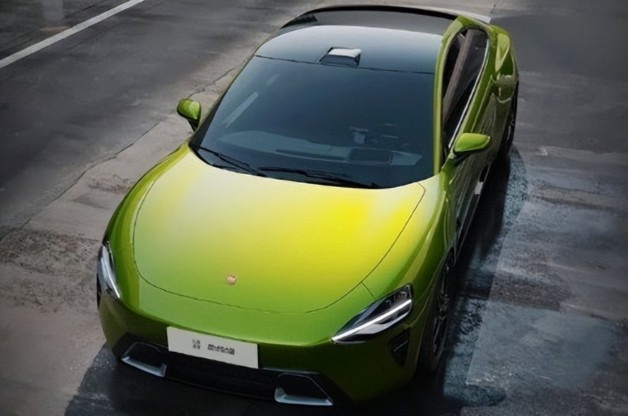 小米近期发布的新能源汽车,小米首款纯电轿车车型