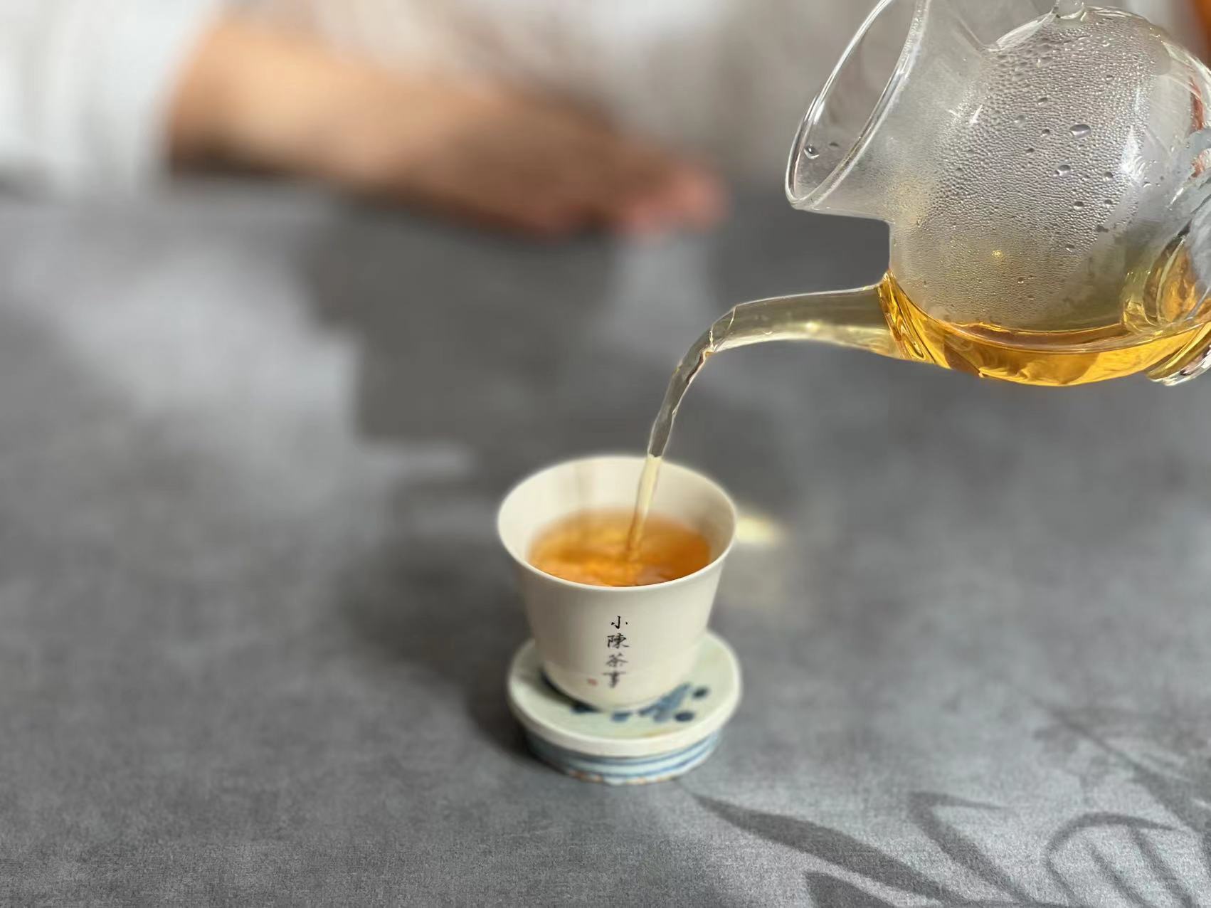 福建武夷山高端红茶金骏眉冲泡,一万多块一斤的茶叶