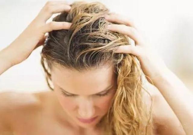 为啥头皮总长“脓包”和“疙瘩”？提示：或与这4点有关