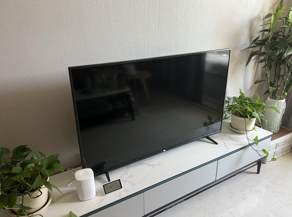 一般用多少寸的电视合适,选电视只谈画质