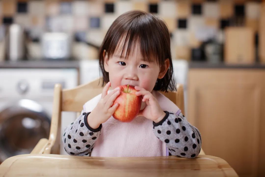 早上毒苹果还是晚上毒苹果,哪个时间段的苹果是毒苹果